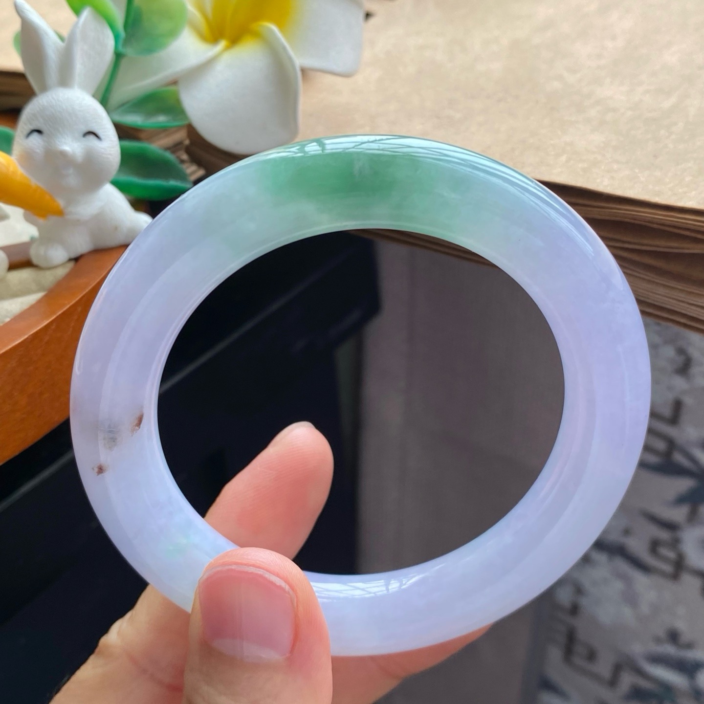 01.19批13335号55.5-11.3-11！圆条！翠绿淡彩镯！漂亮的天然翡翠