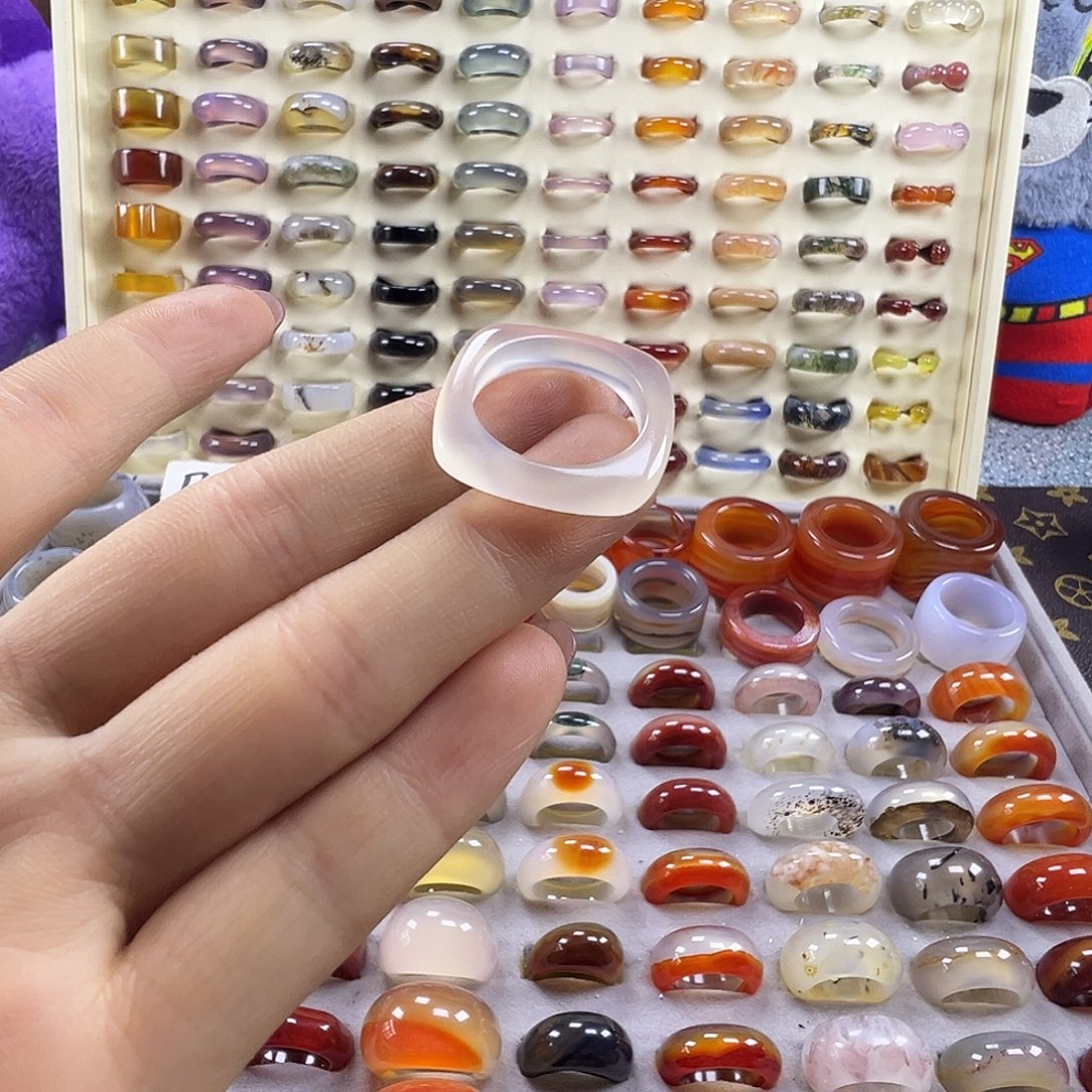 玛瑙/玉髓未镶嵌戒指A4不退换18港17