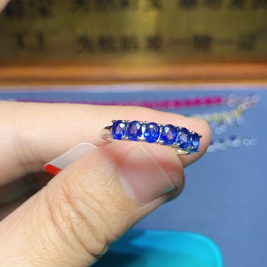 蓝宝石戒指银S925镶嵌