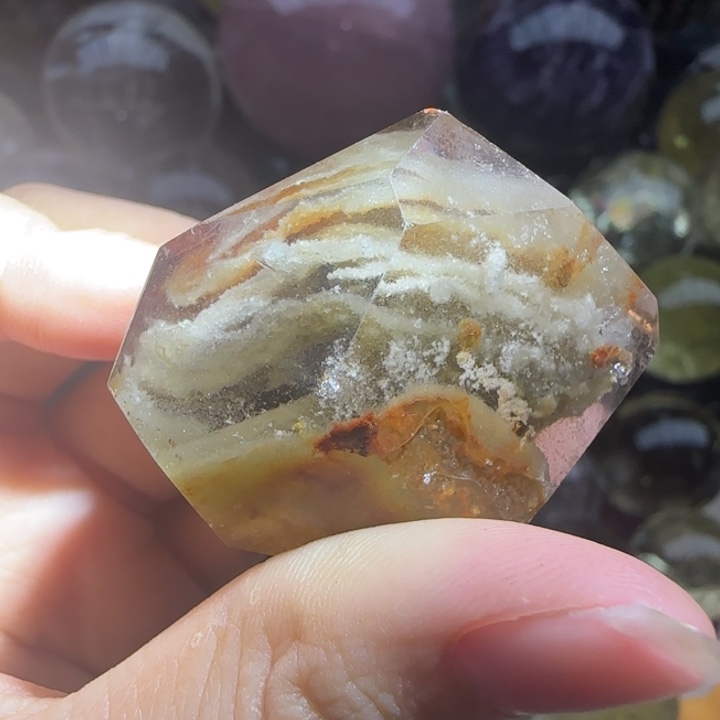 水晶摆件未镶嵌f069