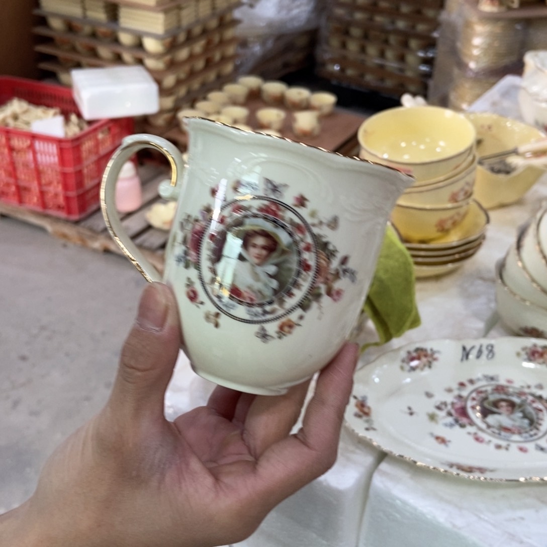 星博陶瓷…………………1