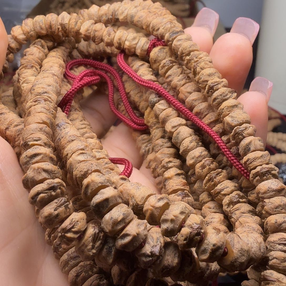 继***石柏香籽/百香籽吊坠三条