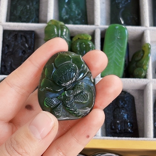 蛇纹石玉手链合金