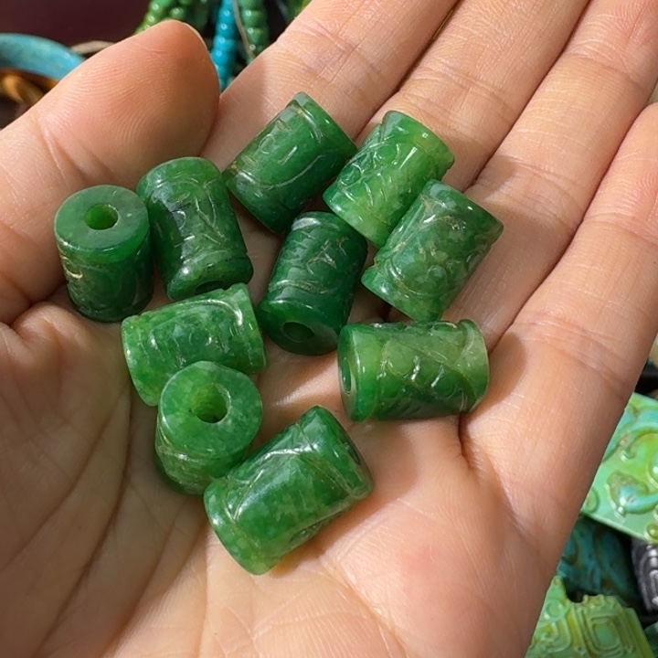 A***U玛瑙/玉髓合金颈饰