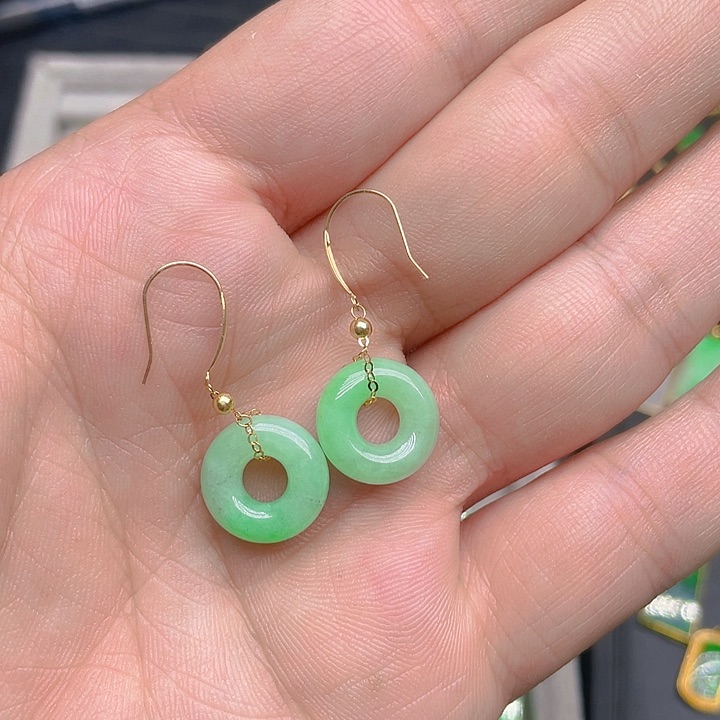 翡翠耳饰18K金镶嵌天然翡翠