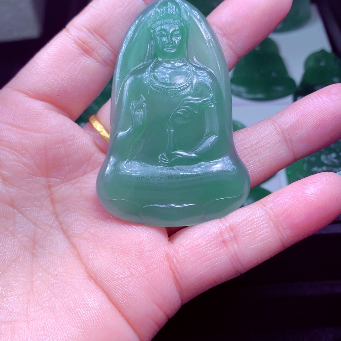 智***0定制翡翠未镶嵌天然缅甸翡翠A货毛货挂件 