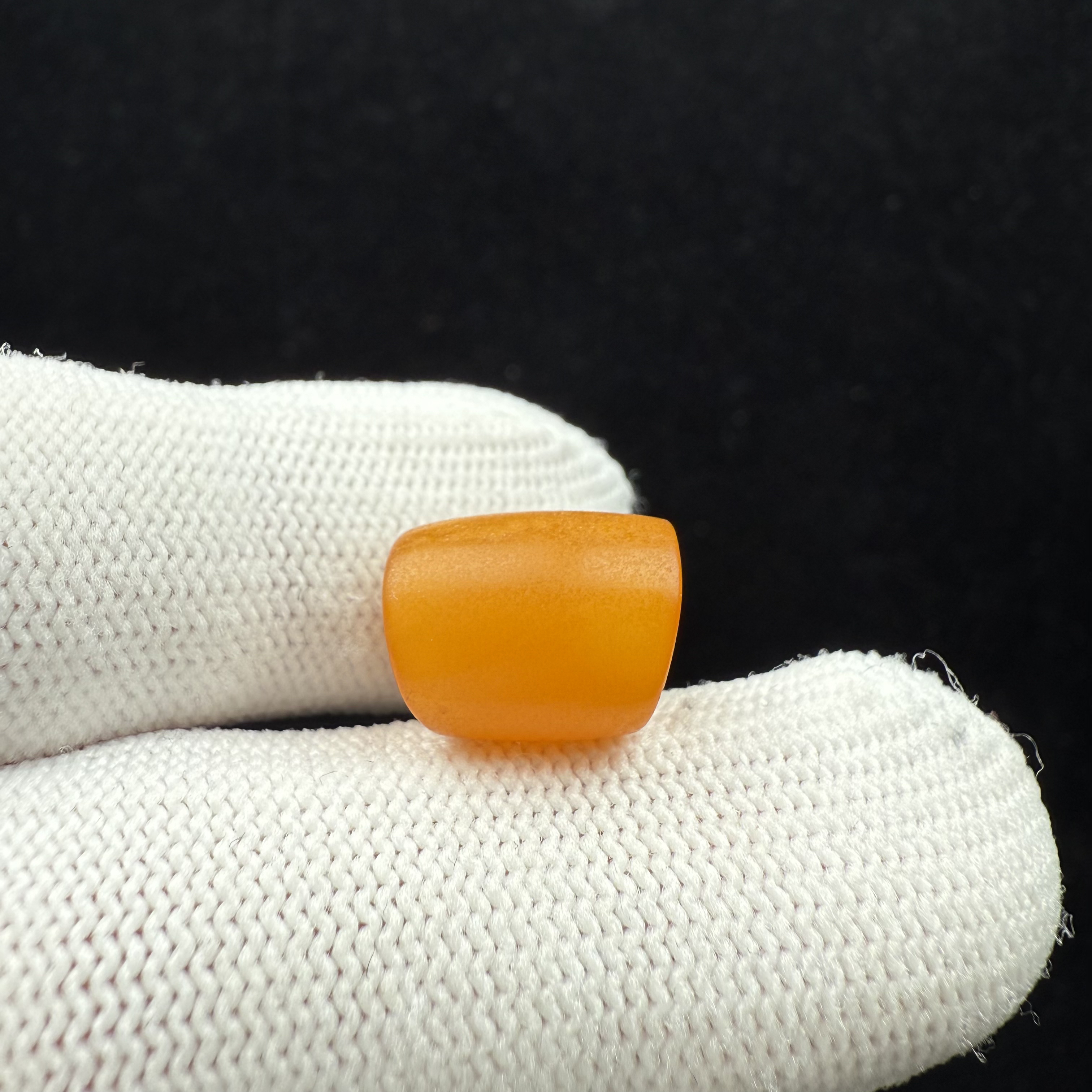 K4047天然原矿蜜蜡 老蜡马蹄10.7*13.3mm支持复检假一罚十