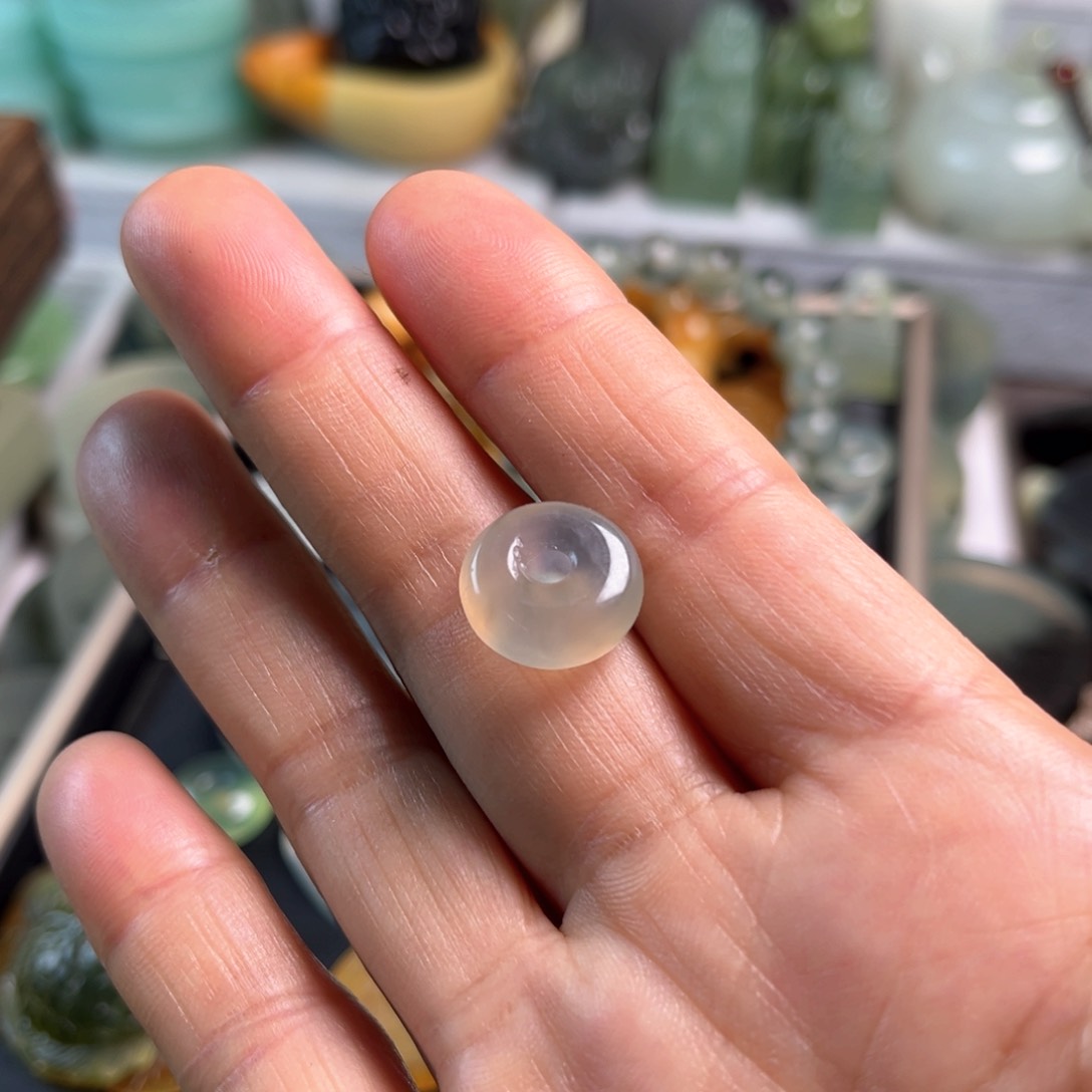 蛇纹石玉未镶嵌挂件