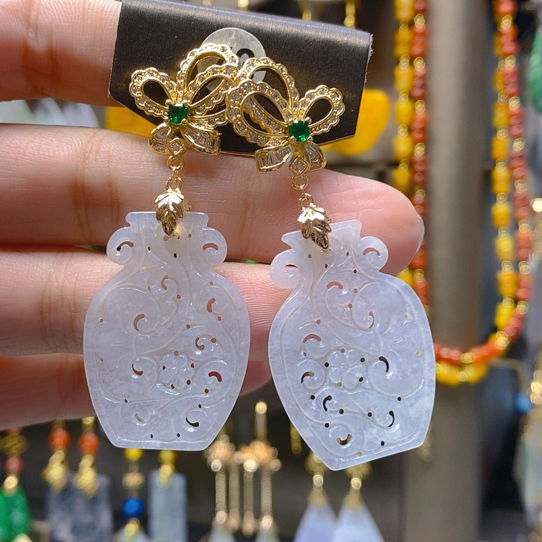 未镶嵌翡翠耳饰翡翠