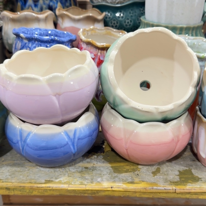 凑9块包邮，有孔，陶瓷花盆