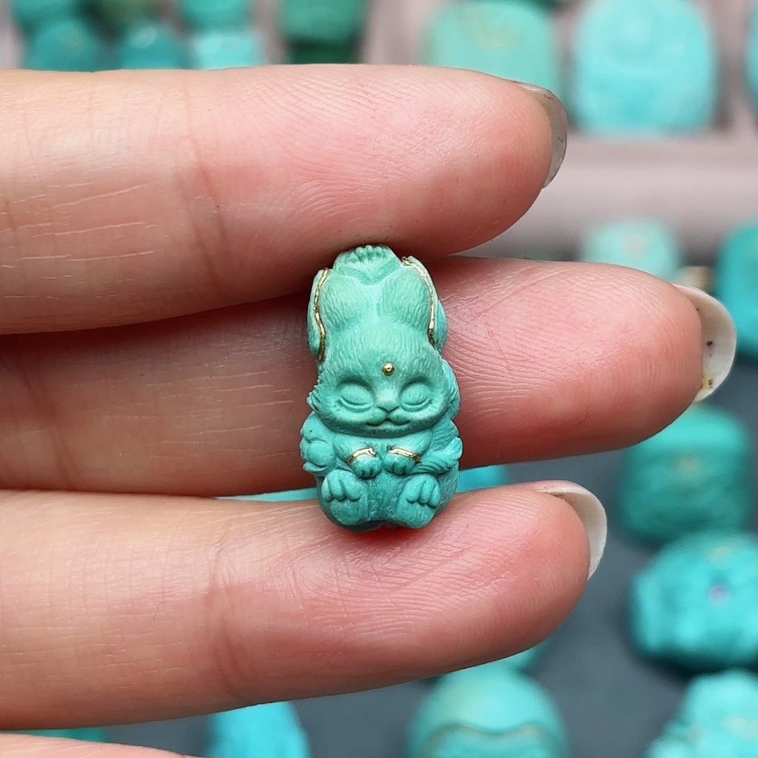 绿松石配饰未镶嵌