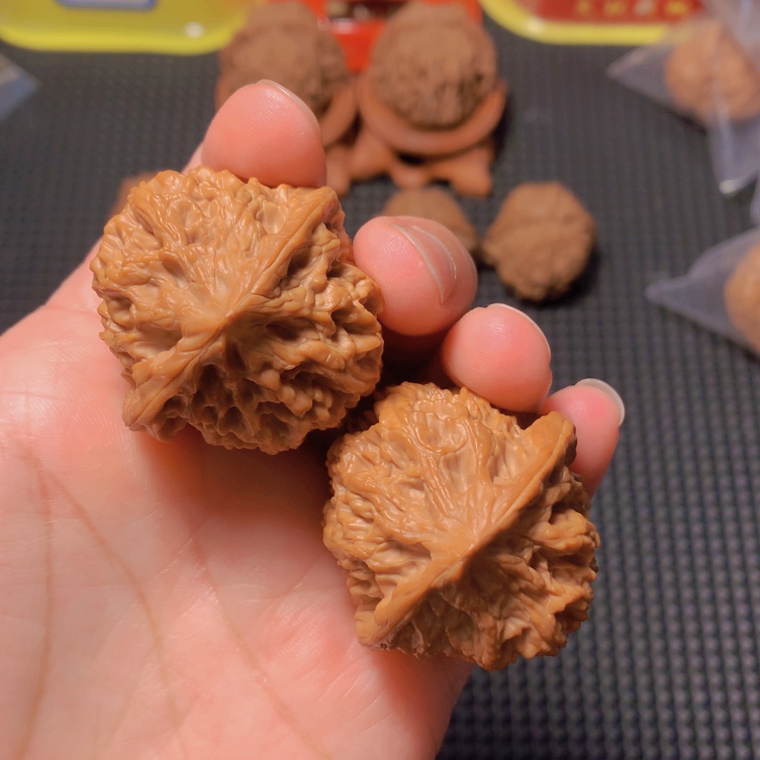 文玩核桃吊坠野牛39