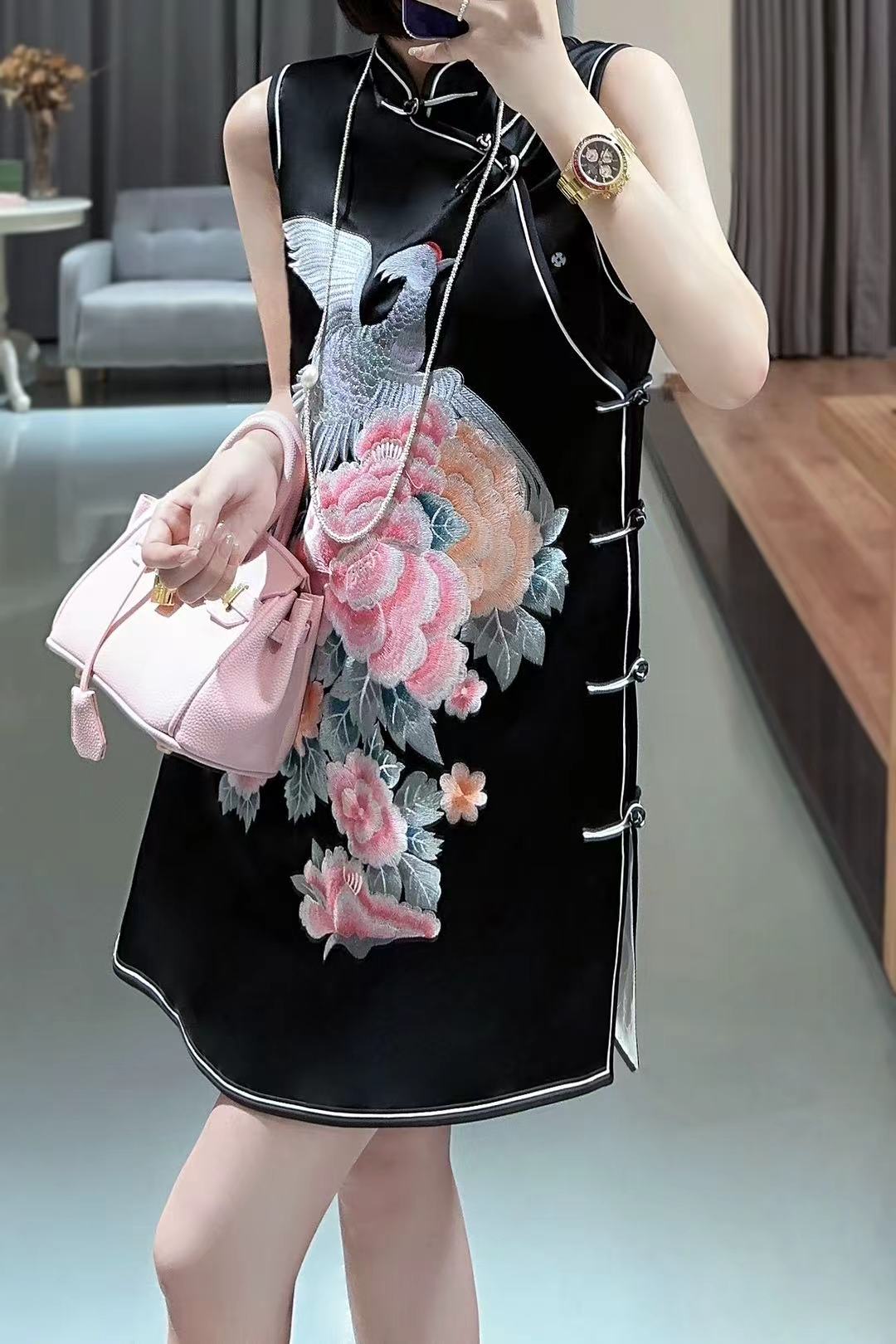 【佳佳服饰】—醋酸旗袍马甲裙 工厂特价