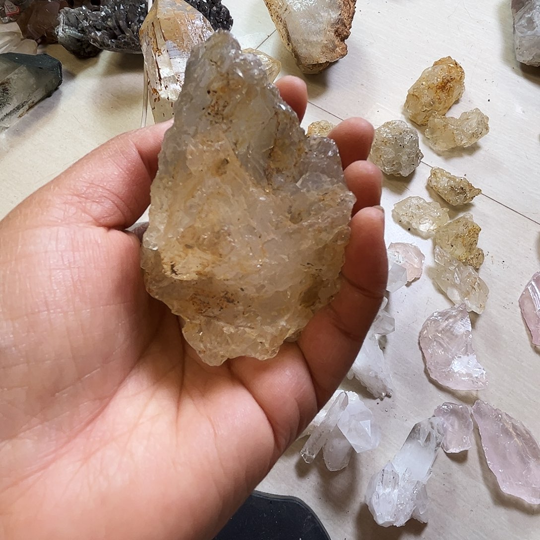 四***）未镶嵌珠宝半成品水晶