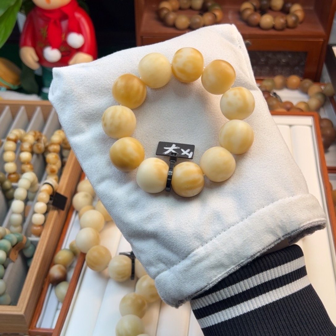 菩提根/象牙果手串大瑕疵卡23干磨不退换