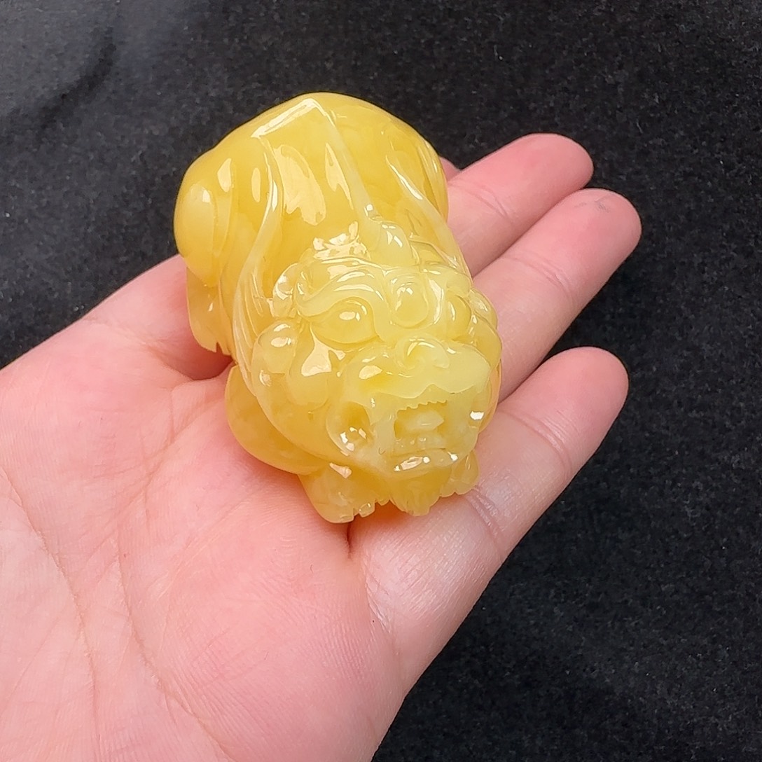 蜜蜡未镶嵌珠宝奇石