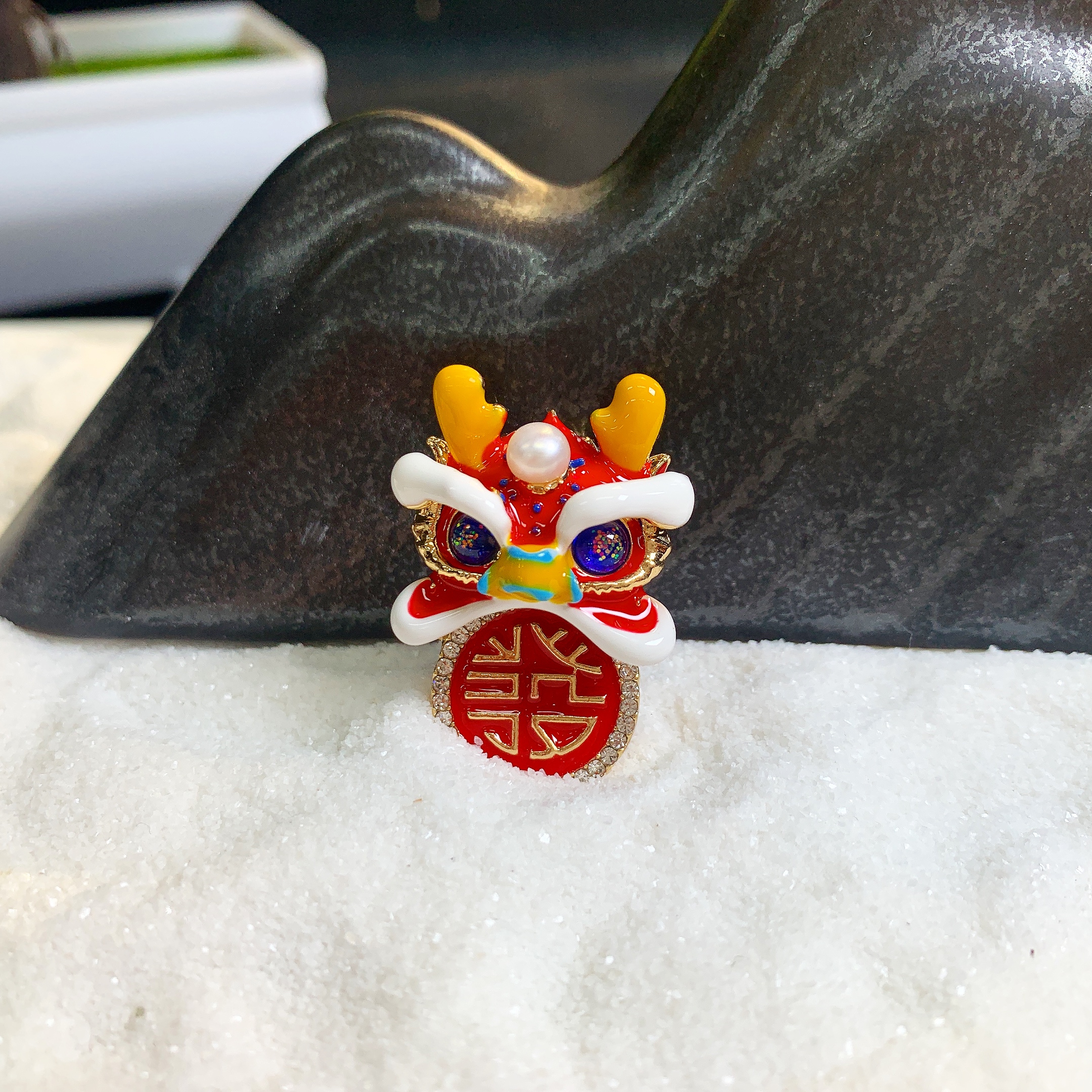 合金仿珍珠胸针 【珠宝一姐】醒狮胸针2502040016（一件/多样性发货）