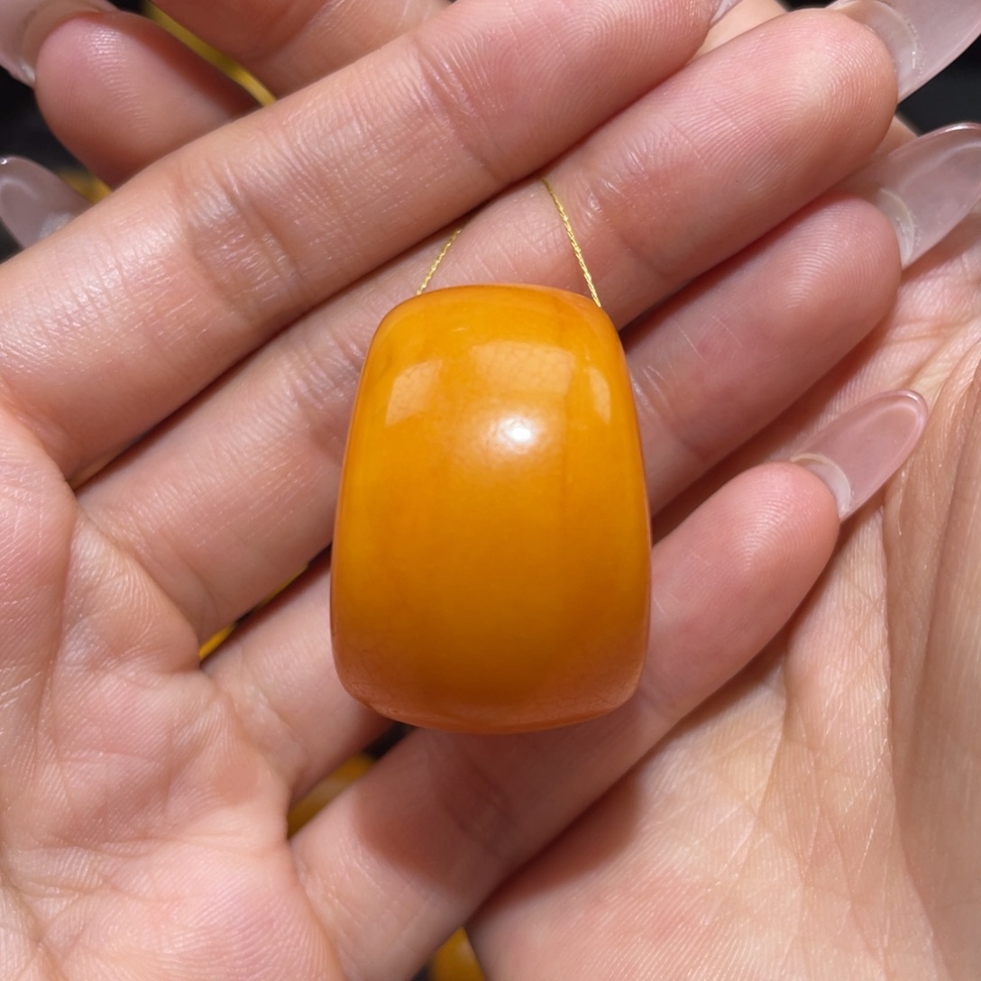 【闪购商品】琥珀裸石未镶嵌马蹄