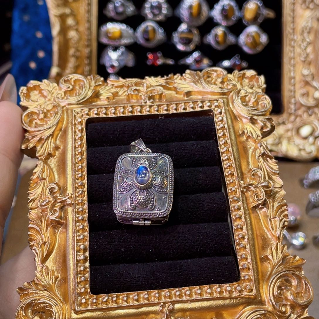 925银蓝月光盒子吊坠可打开