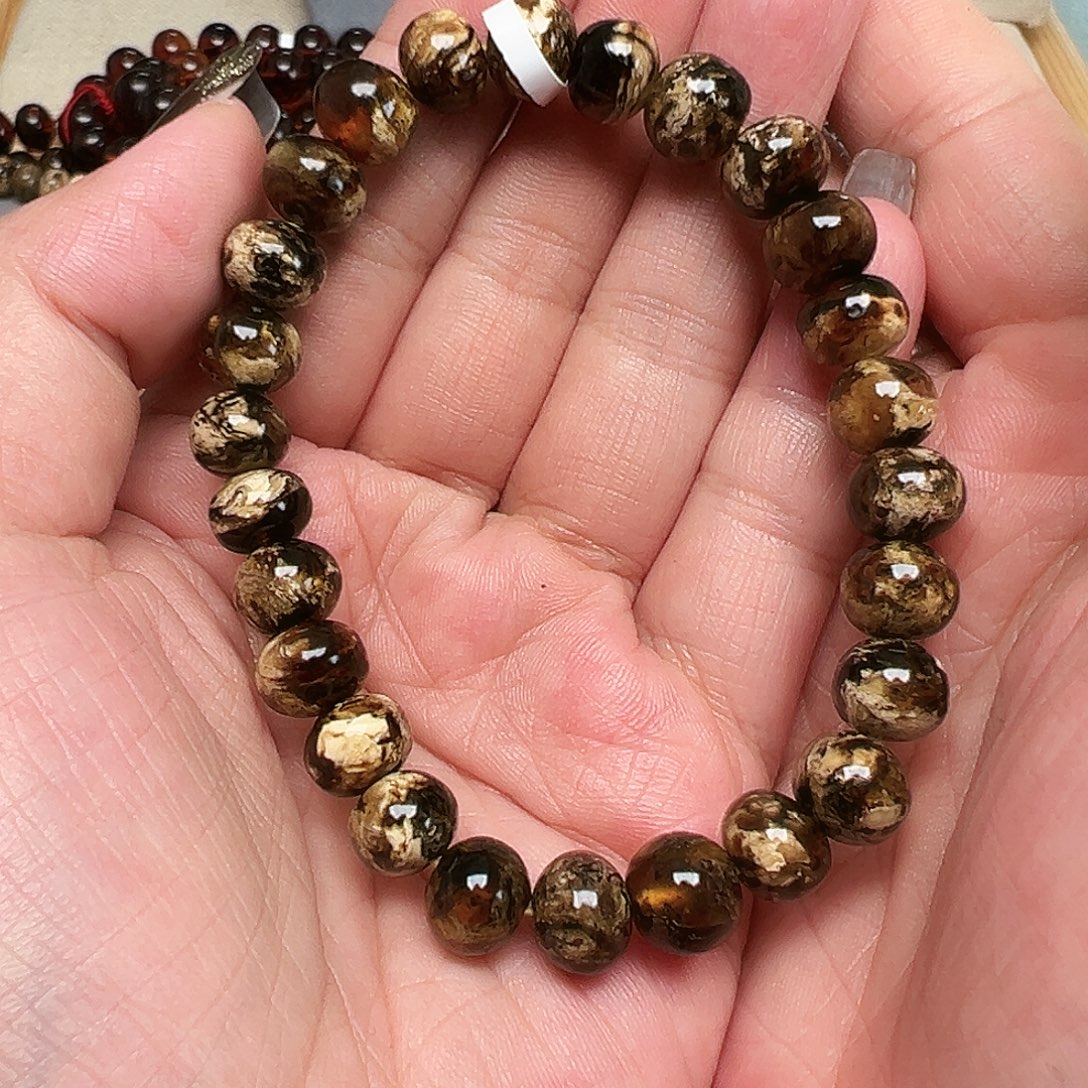 琥珀未镶嵌裸石抚顺琥珀20364-1六