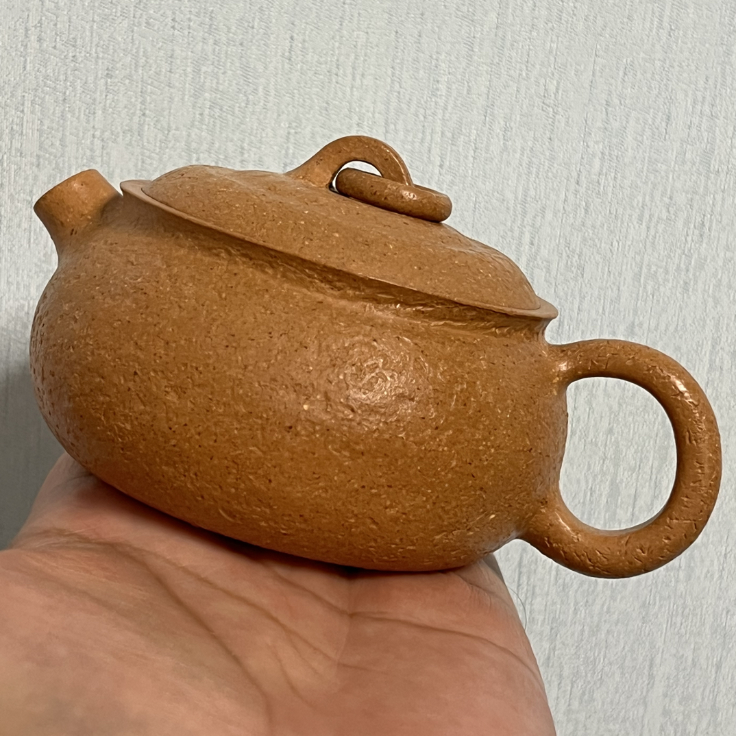宜兴原矿紫砂小橘子壶半手工制作150cc金降坡泥料多孔内推出水