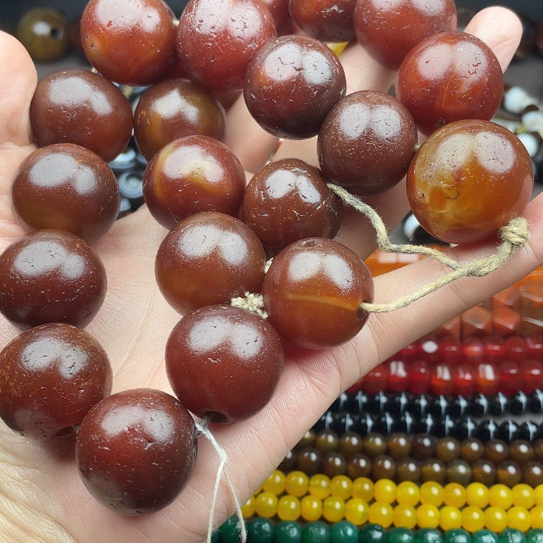 ****意玛瑙/玉髓未镶嵌颈饰