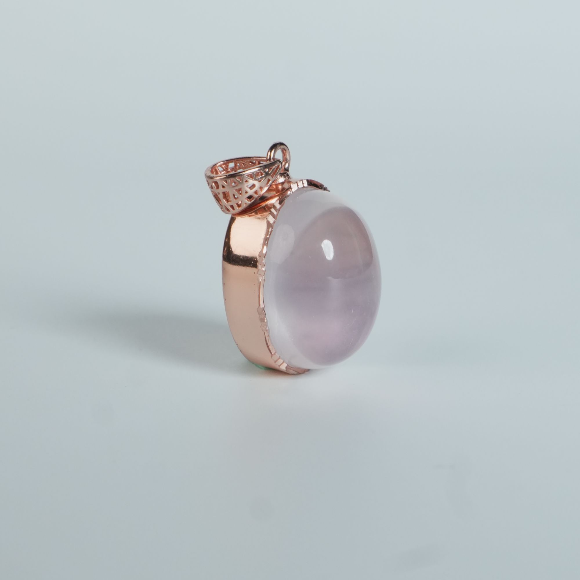 DY-M4478 旦形星光粉吊坠 13.14g