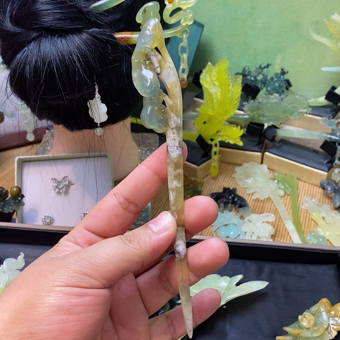 蛇纹石玉发簪未镶嵌