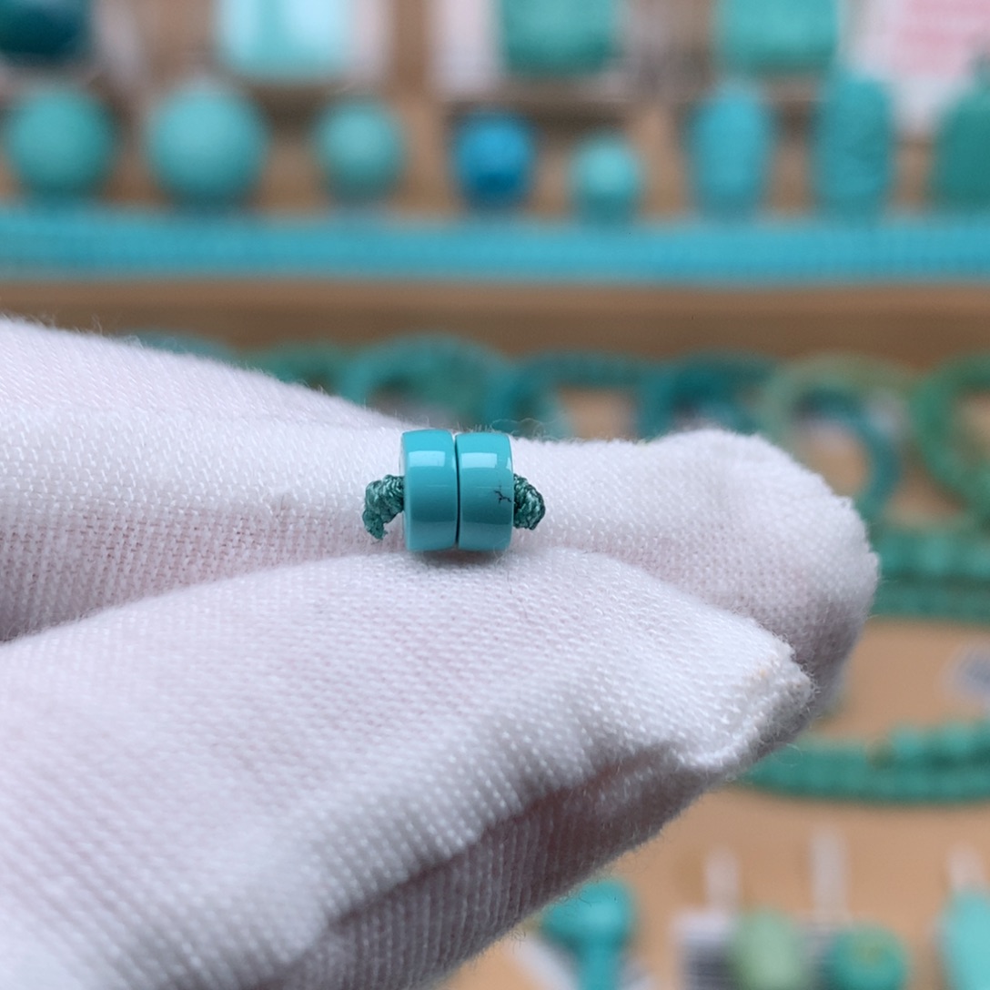 绿松石未镶嵌珠宝奇石5.7mm