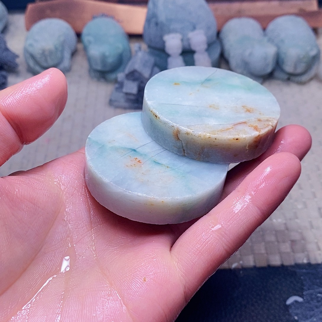 翡翠未镶嵌颈饰588