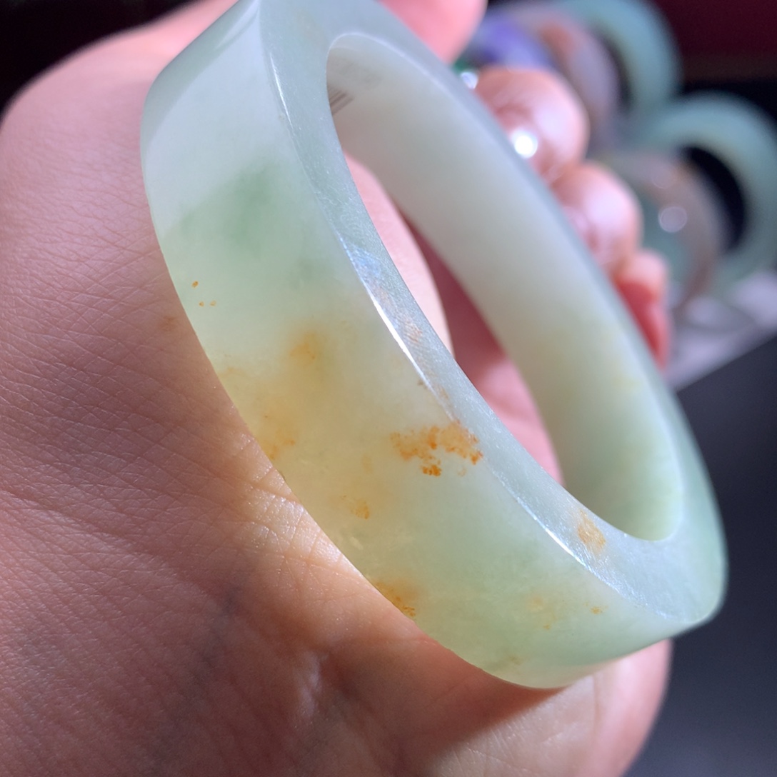 未镶嵌翡翠手镯定制翡翠  桂花糕