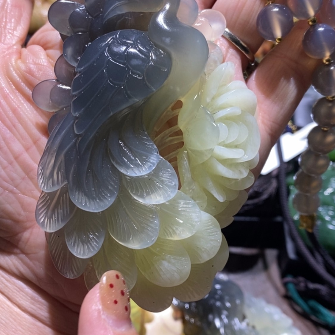 【闪购商品】岫玉毛衣链未镶嵌小*莓