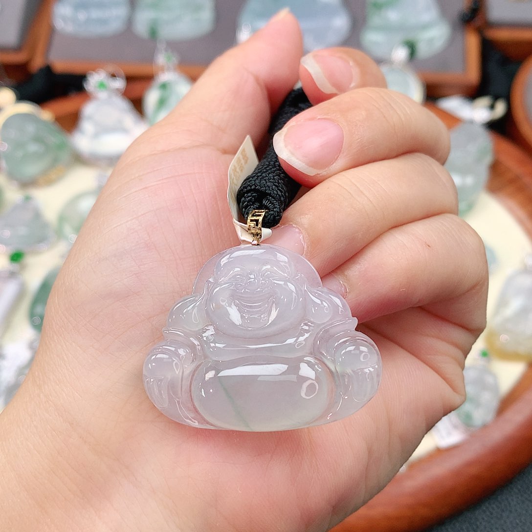 颈饰18K金镶嵌翡翠佛公