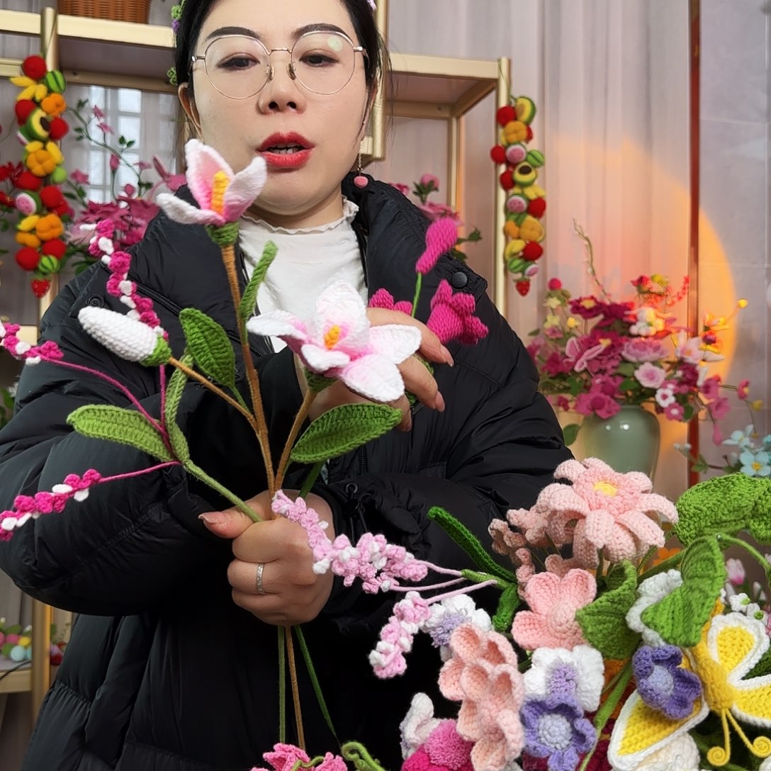 手工钩织设计花束