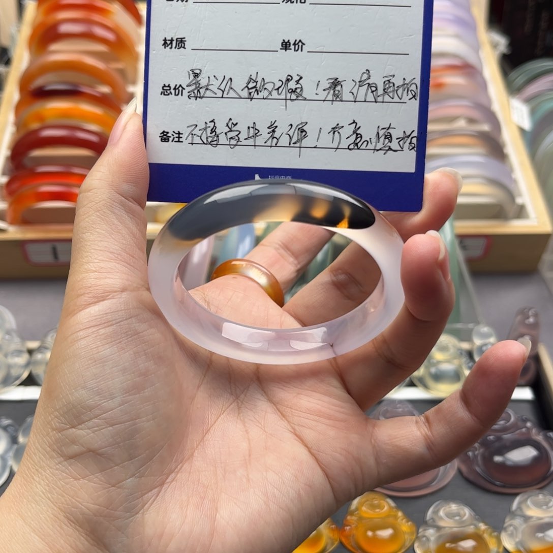 玛瑙/玉髓手镯未镶嵌54+