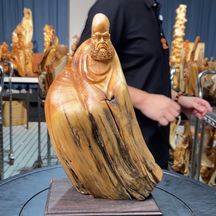 柏木（崖柏）随型摆件