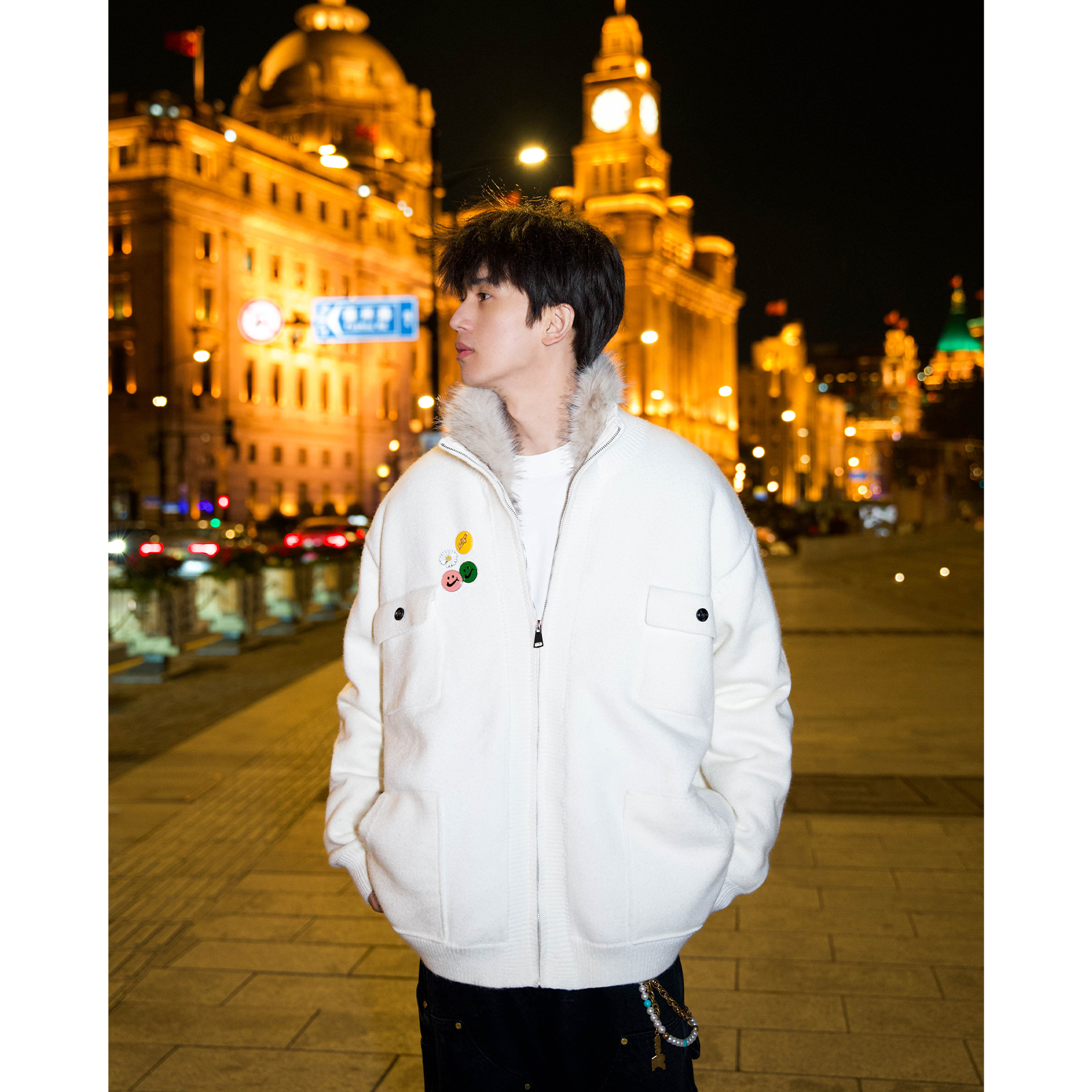 【座山雕毛衣】冬季新款个性胸针针织外套男内胆加厚保暖棉服潮8110