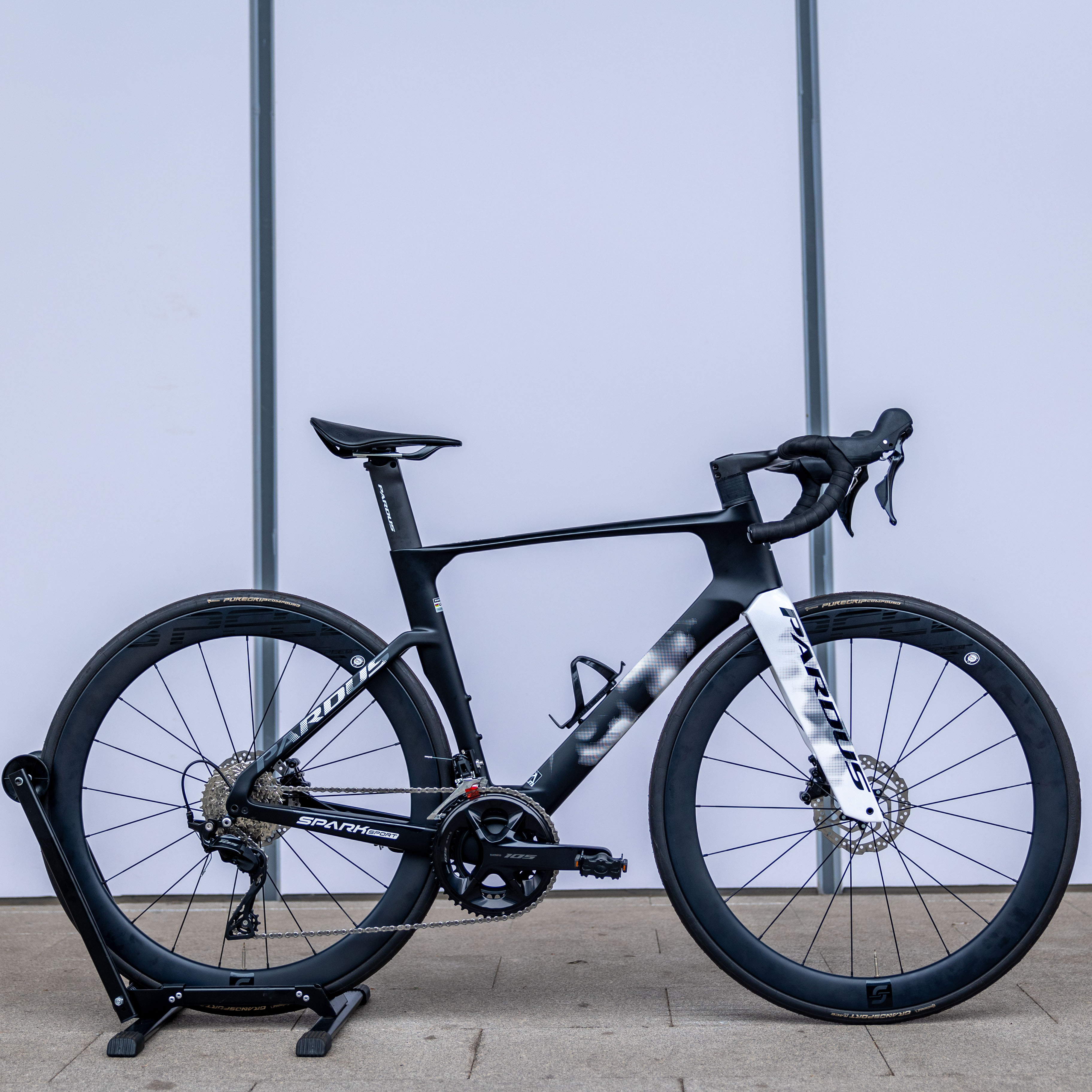  4号展车瑞豹SPARK SPORT公路车