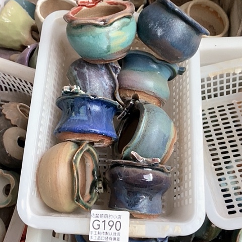 紫砂花盆190微瑕品口径6厘米左右的里面