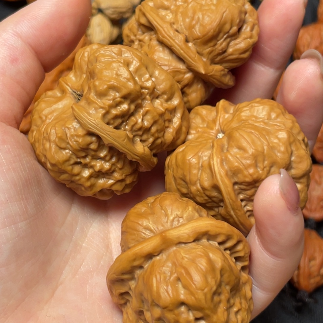 朵***爸文玩核桃吊坠蛤蟆