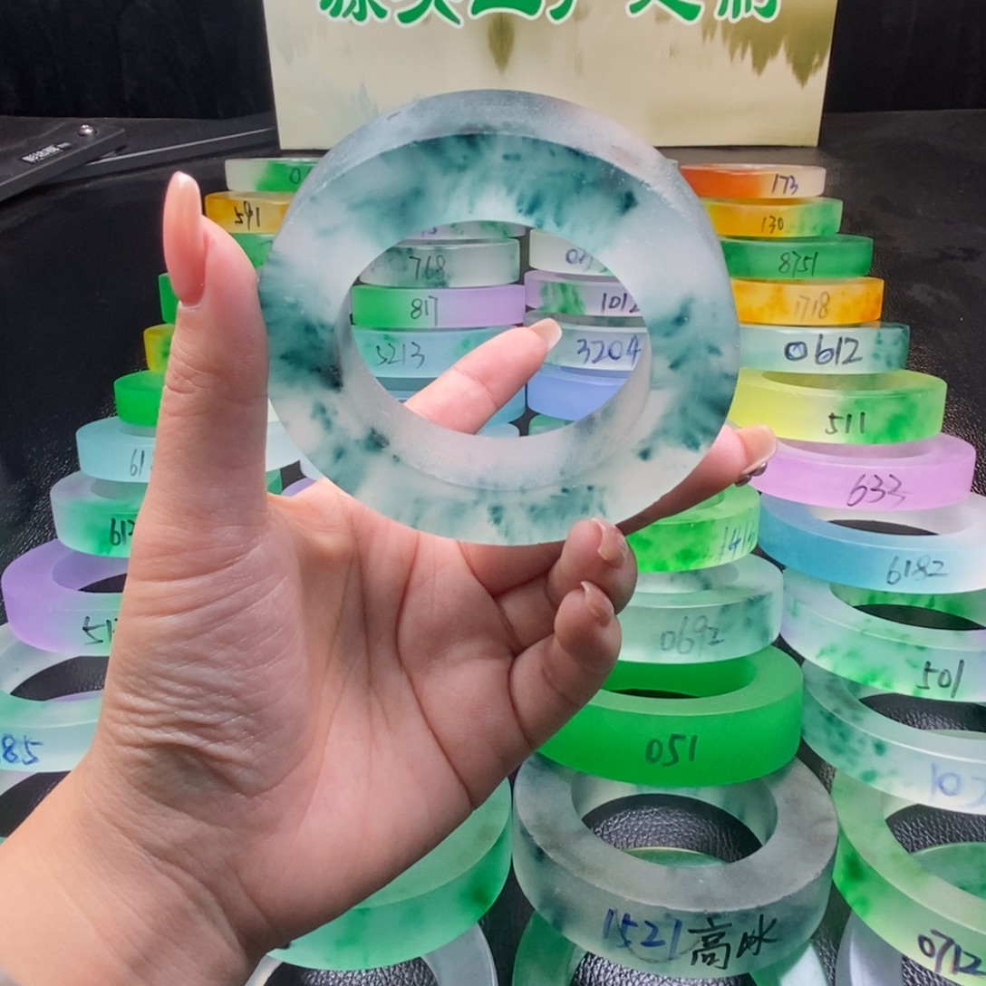 无***心玉百搭时尚独龙翠手镯