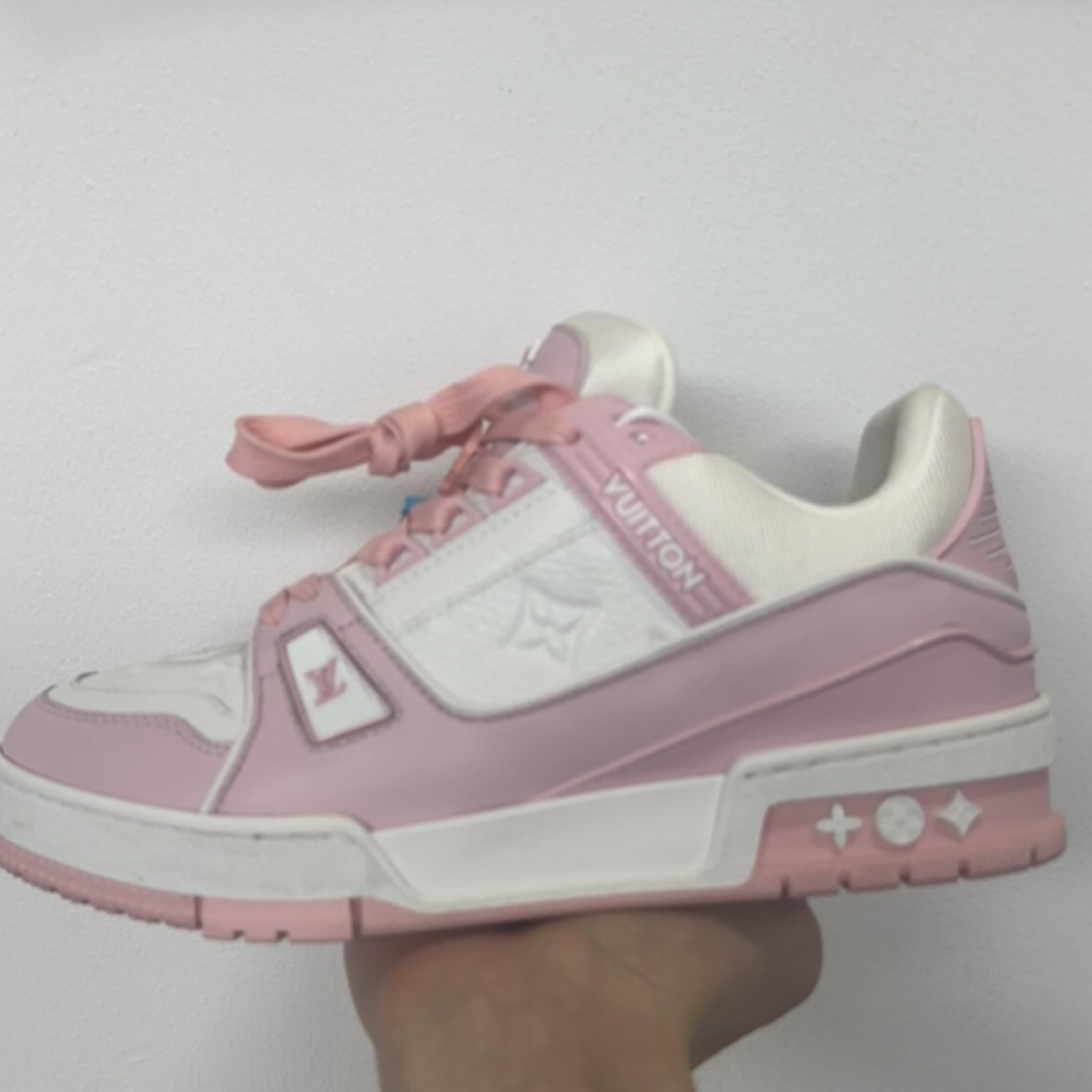 99新 LouisVuitton/路易威登 易trainer 白粉马卡龙 国码42码