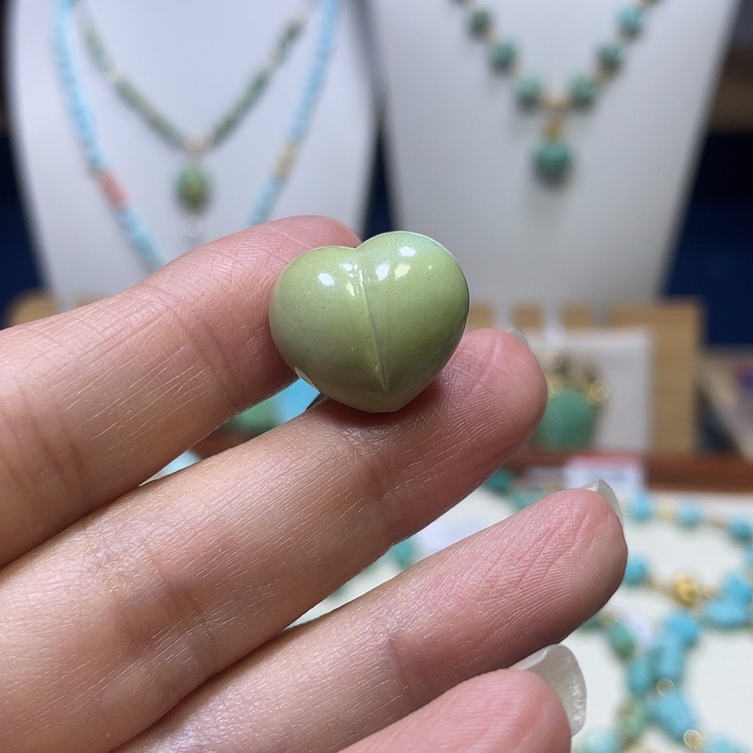 绿松石未镶嵌屁桃