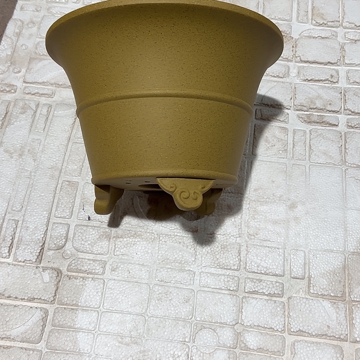 君***紫砂花盆微瑕腰线云足满天星