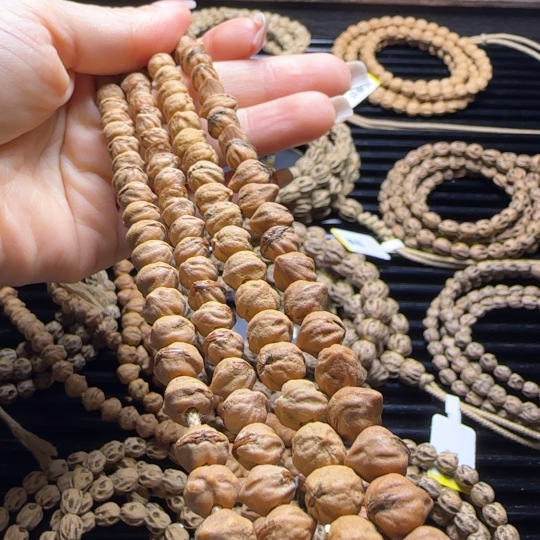 ****頭柏香籽/百香籽吊坠