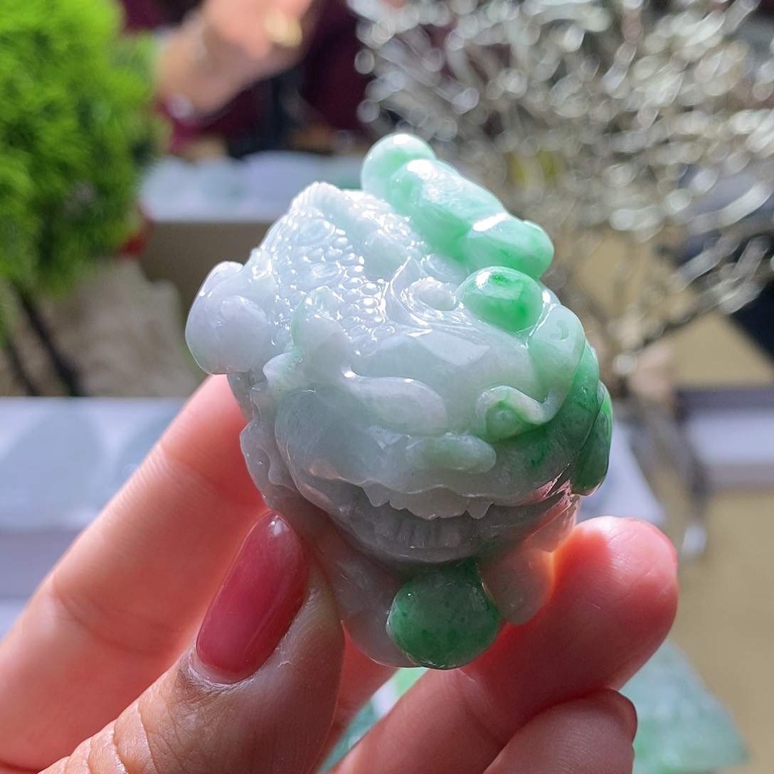 【闪购商品】翡翠颈饰未镶嵌貔貅