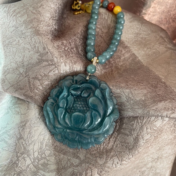 0224蓝水翡翠天空蓝多圈牡丹璎珞毛衣链