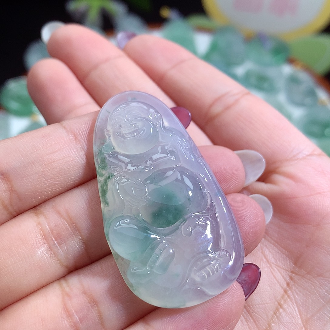 翡翠未镶嵌颈饰佛公