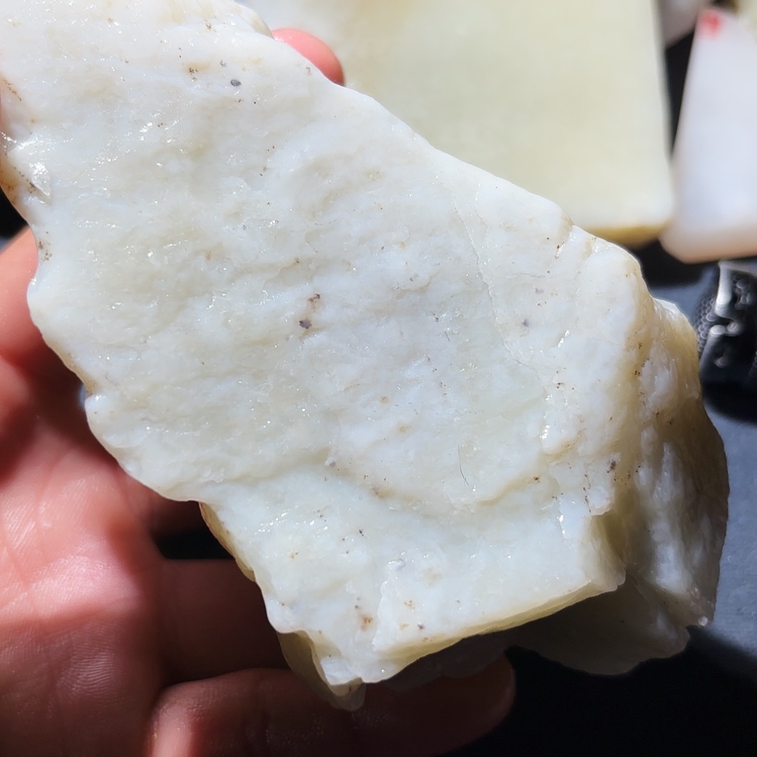 和田玉未镶嵌珠宝奇石