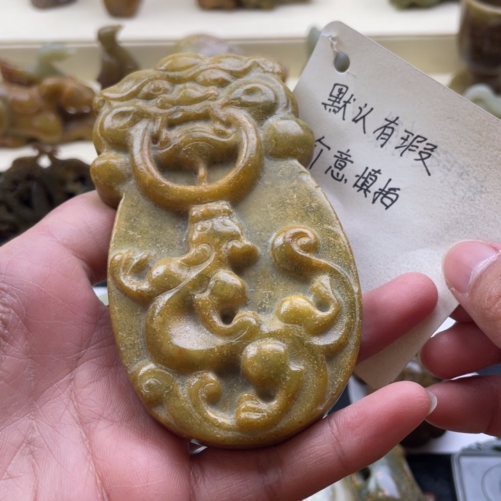 蛇纹石玉颈饰未镶嵌37
